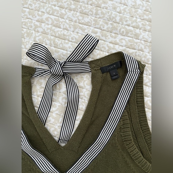J.Crew Sleeveless Sweater Tank w/ Grosgrain Trim Bow | Soft Moss Green | Size S - Picture 5 of 16